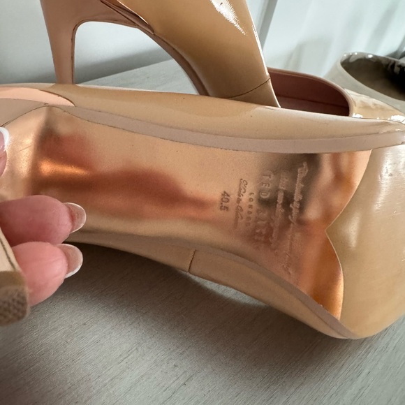 Ted Baker Nude 9.5 pumps only work once ! - Picture 5 of 5
